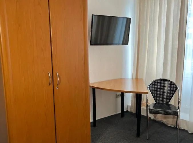 Schwarzer Baer 3* Hannover