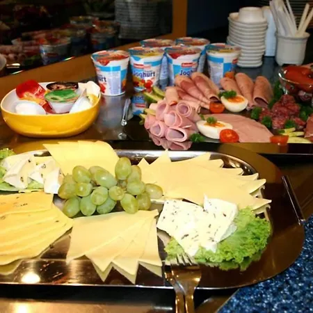 Schwarzer Baer Hotel 3*