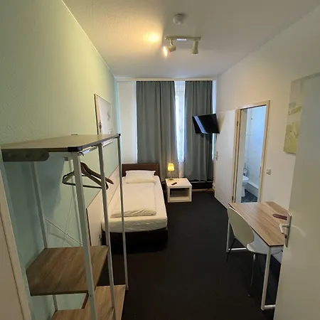 Schwarzer Baer 3* Hannover