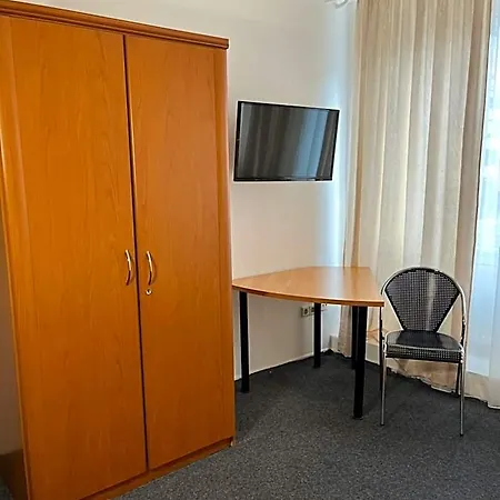 Hotel Schwarzer Baer 3*