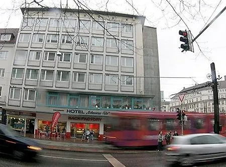 Hotel Schwarzer Baer 3*