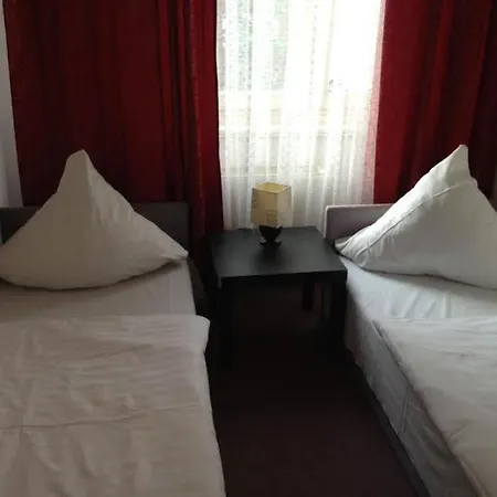 Schwarzer Baer 3* Hannover