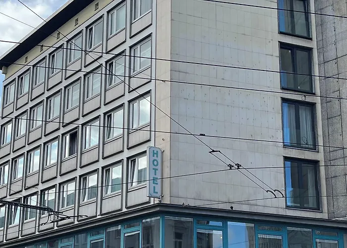 Schwarzer Baer 3* Ανόβερο