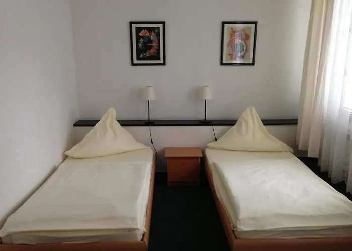 Schwarzer Baer Hotell 3*