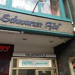 Hotel Schwarzer Baer 3*
