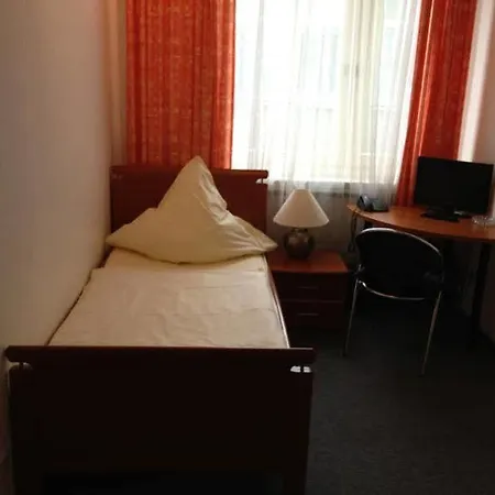Schwarzer Bär 3* Hannover